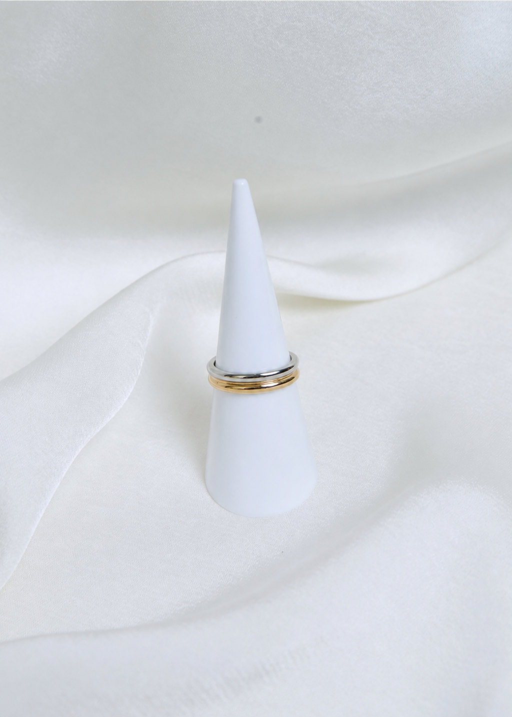 Hollin Intermix Ring by Vincent